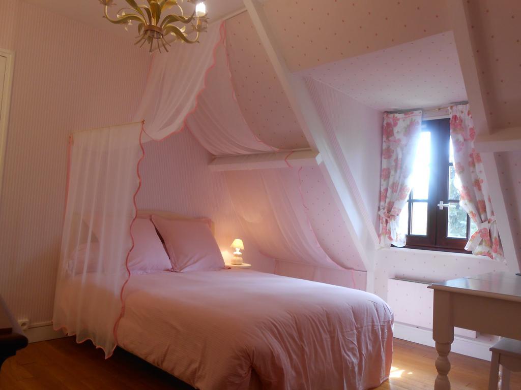 Aux Marguerites Villa Sainte-Genevieve-les-Gasny Szoba fotó